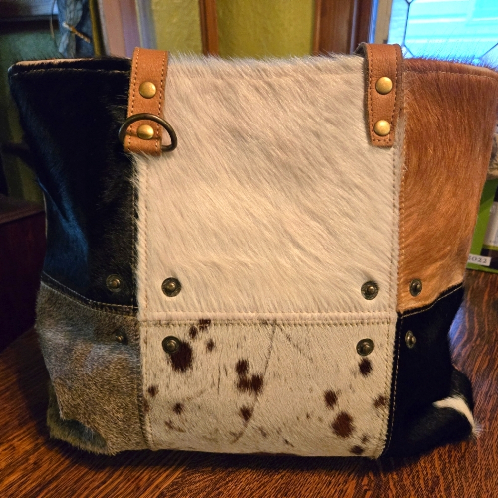 Myra zippered tote 17x12x4 mixed media